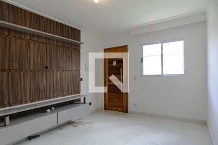 Sala de casa de condomínio para alugar com 2 quartos, 120m² em Jundiapeba, Mogi das Cruzes