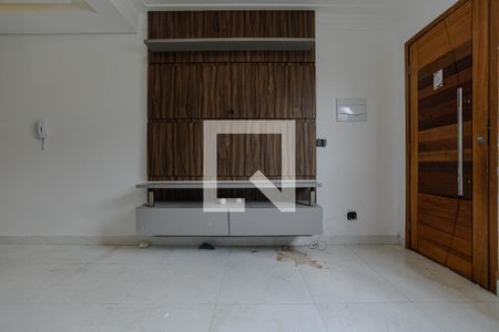 Sala de casa de condomínio para alugar com 2 quartos, 120m² em Jundiapeba, Mogi das Cruzes