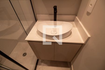 Banheiro de apartamento para alugar com 1 quarto, 31m² em Chácara Santo Antônio (zona Sul), São Paulo