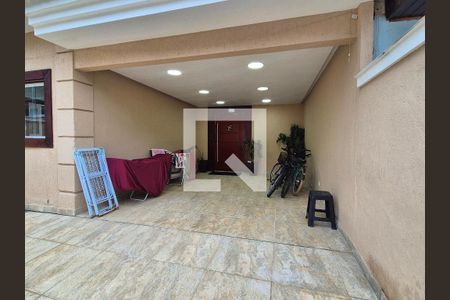 garagem de casa de condomínio para alugar com 4 quartos, 350m² em Recreio dos Bandeirantes, Rio de Janeiro