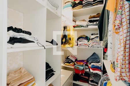 Closet do Quarto 1 de apartamento à venda com 2 quartos, 76m² em Floresta, Porto Alegre