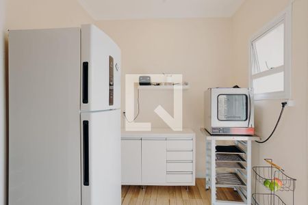 Cozinha de apartamento à venda com 2 quartos, 76m² em Floresta, Porto Alegre