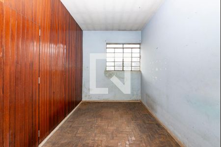 Quarto 2 de casa à venda com 3 quartos, 360m² em Califórnia, Belo Horizonte