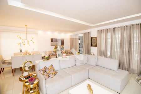 Sala de casa de condomínio à venda com 6 quartos, 320m² em Barra da Tijuca, Rio de Janeiro