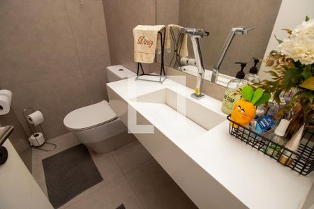 Lavabo de casa de condomínio à venda com 6 quartos, 320m² em Barra da Tijuca, Rio de Janeiro