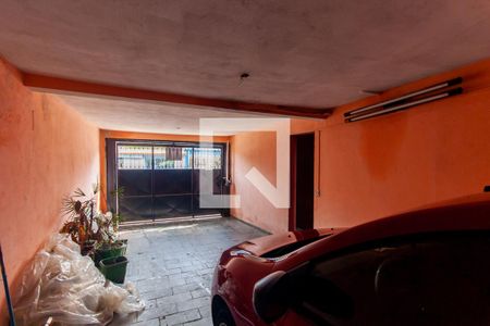 Garagem de casa à venda com 3 quartos, 125m² em Vila Renato (zona Leste), São Paulo