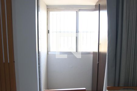 Sala de apartamento para alugar com 3 quartos, 64m² em Jardim Ana Lúcia , Goiânia
