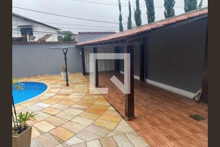 Casa à venda com 3 quartos, 200m² em Maravista, Niterói