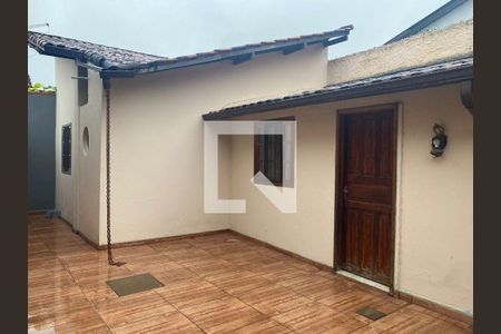 Casa à venda com 3 quartos, 200m² em Maravista, Niterói