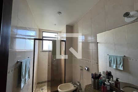 Banheiro 1 de apartamento à venda com 3 quartos, 139m² em Jardim Guanabara, Rio de Janeiro