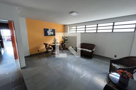Hall de entrada de apartamento à venda com 3 quartos, 139m² em Jardim Guanabara, Rio de Janeiro