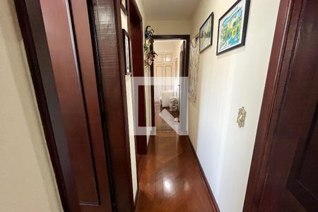 Corredor de apartamento à venda com 3 quartos, 139m² em Jardim Guanabara, Rio de Janeiro