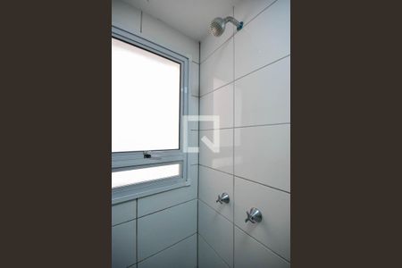 Chuveiro do Banheiro de apartamento à venda com 2 quartos, 42m² em Vila Plana, São Paulo