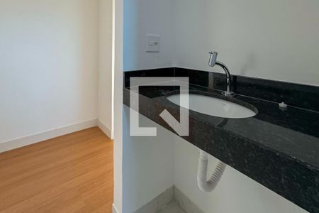 Apartamento à venda com 212m², 4 quartos e 4 vagasBanheiro