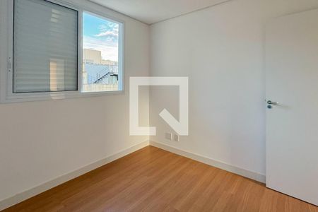 Apartamento à venda com 212m², 4 quartos e 4 vagasQuarto 2