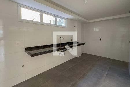 Apartamento à venda com 212m², 4 quartos e 4 vagasCobertura