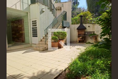 Casa de Condomínio à venda com 3 quartos, 295m² em Liberdade, São Paulo