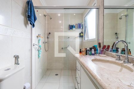 Banheiro da Suíte de apartamento à venda com 3 quartos, 144m² em Alphaville Industrial, Barueri