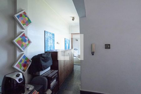 Corredor de casa para alugar com 6 quartos, 1400m² em Bandeirantes (pampulha), Belo Horizonte