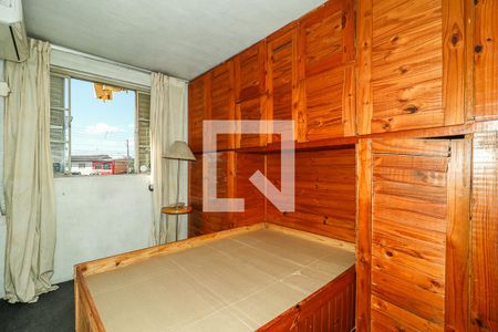 Quarto de apartamento à venda com 2 quartos, 47m² em Rubem Berta, Porto Alegre