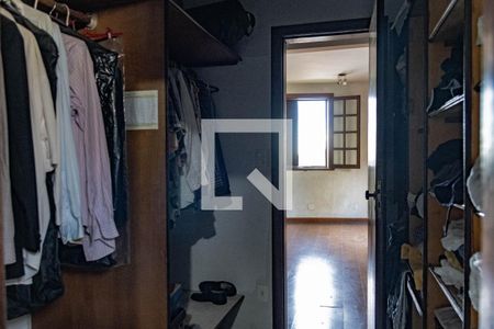 Closet de casa à venda com 6 quartos, 450m² em Santa Lúcia, Belo Horizonte