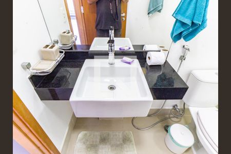 Banheiro de apartamento para alugar com 1 quarto, 55m² em Vila Regente Feijó, São Paulo