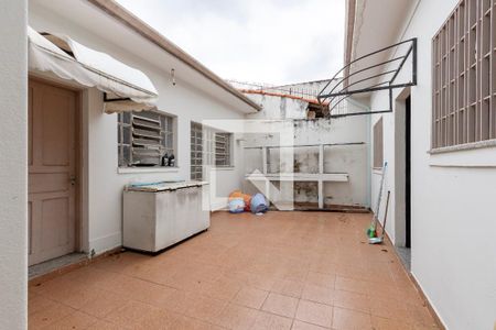 Quintal de casa à venda com 3 quartos, 300m² em Vila Congonhas, São Paulo