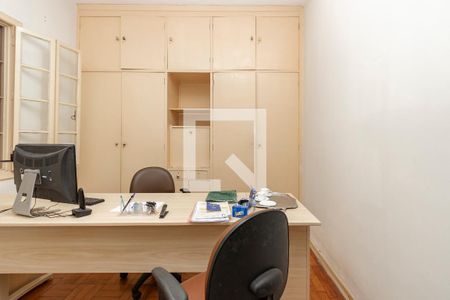 Quarto 3 de casa à venda com 3 quartos, 300m² em Vila Congonhas, São Paulo