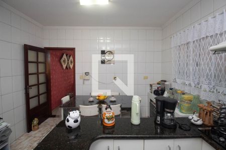 Cozinha de casa à venda com 3 quartos, 131m² em Vila Santa Terezinha (zona Norte), São Paulo