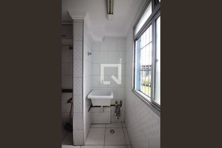 Área de Serviço de apartamento para alugar com 2 quartos, 56m² em Santa Terezinha, São Bernardo do Campo
