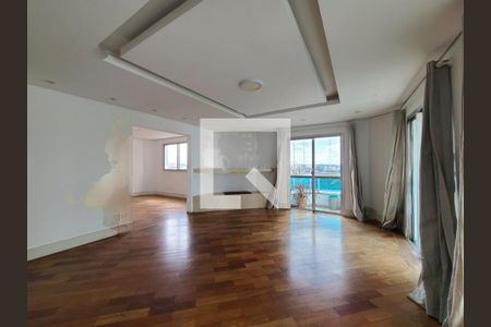 Apartamento à venda com 4 quartos, 200m² em Vila Suzana, São Paulo