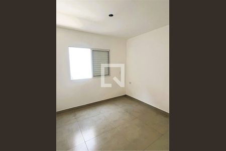 Casa à venda com 3 quartos, 100m² em Vila Tiradentes, São Paulo