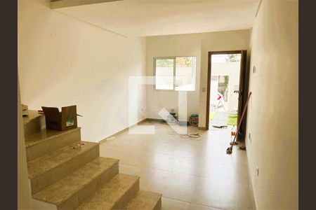 Casa à venda com 3 quartos, 100m² em Vila Tiradentes, São Paulo