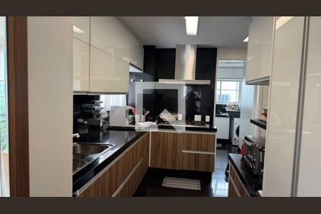 Apartamento à venda com 3 quartos, 208m² em Alto da Boa Vista, São Paulo