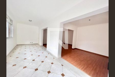 Casa à venda com 3 quartos, 212m² em Jardim Paulista, São Paulo