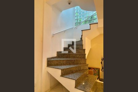 Casa à venda com 8 quartos, 412m² em Bela Vista, São Paulo