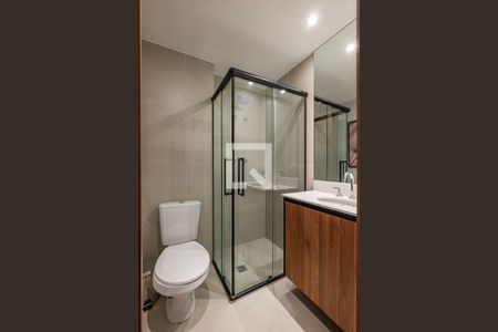 Banheiro de kitnet/studio para alugar com 1 quarto, 25m² em Pinheiros, São Paulo