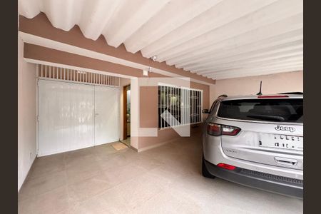 Garagem de casa à venda com 4 quartos, 220m² em Jardim Oriental, Santo André