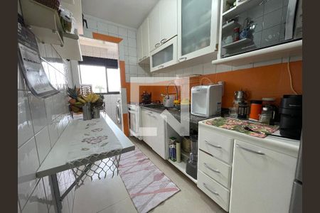 Cozinha de apartamento à venda com 3 quartos, 70m² em Jardim Ester, São Paulo