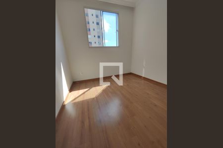 Quarto 2 de apartamento para alugar com 2 quartos, 43m² em Maria da Conceicao, Contagem