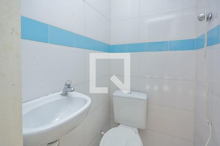 Lavabo de casa à venda com 4 quartos, 210m² em Jardim Santa Helena, São Paulo