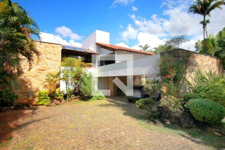Quintal de casa à venda com 5 quartos, 800m² em Bandeirantes (pampulha), Belo Horizonte