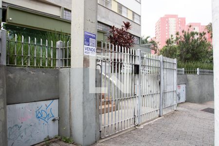 Fachada + Placa de apartamento para alugar com 2 quartos, 67m² em Casa Verde, São Paulo