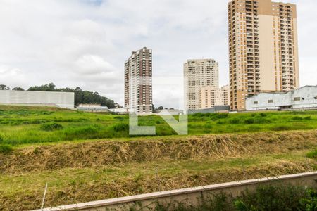 Vista da Suíte de apartamento à venda com 2 quartos, 105m² em Centro Comercial Jubran, Barueri