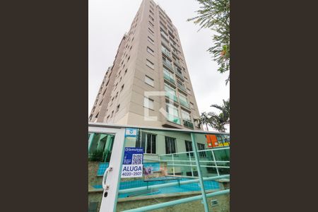 Fachada de apartamento para alugar com 2 quartos, 58m² em Vila Yara, Osasco