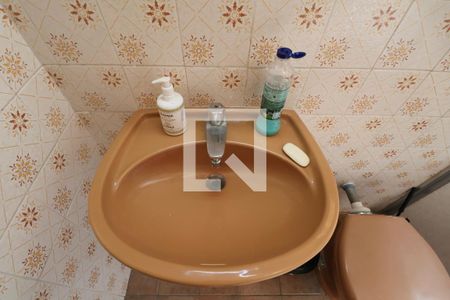 Banheiro Social de apartamento para alugar com 2 quartos, 100m² em Balneario Cidade Atlantica, Guarujá
