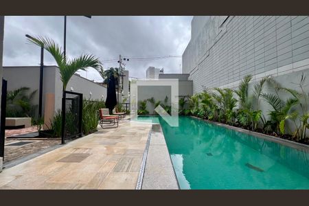 Piscina de kitnet/studio para alugar com 1 quarto, 25m² em Pinheiros, São Paulo