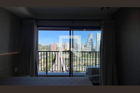 Sacada de kitnet/studio para alugar com 1 quarto, 25m² em Pinheiros, São Paulo