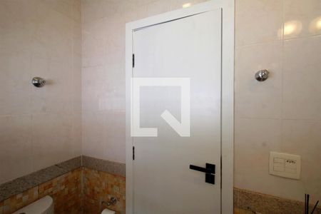 Banheiro da Sala de Estar de casa à venda com 4 quartos, 397m² em Luxemburgo, Belo Horizonte