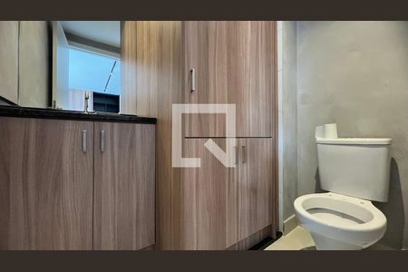 Lavabo de apartamento para alugar com 1 quarto, 47m² em Pinheiros, São Paulo